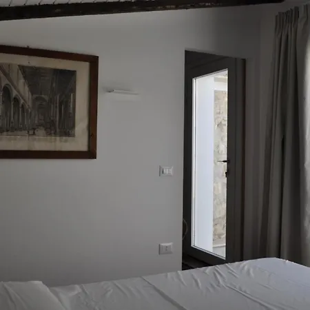Casa Di Mario In Centro Storico Con Due Da Letto E Terrazze Apartament