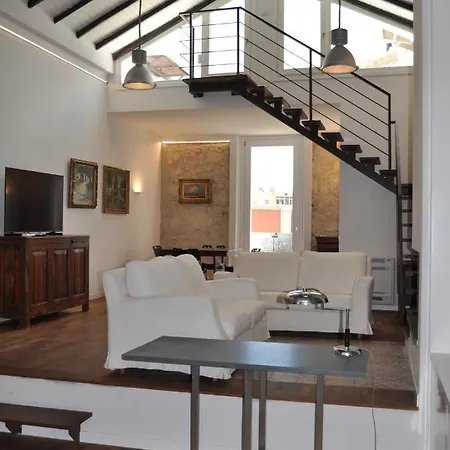 Casa Di Mario In Centro Storico Con Due Da Letto E Terrazze 아파트 *